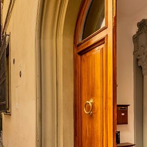 Santa Croce Exclusive